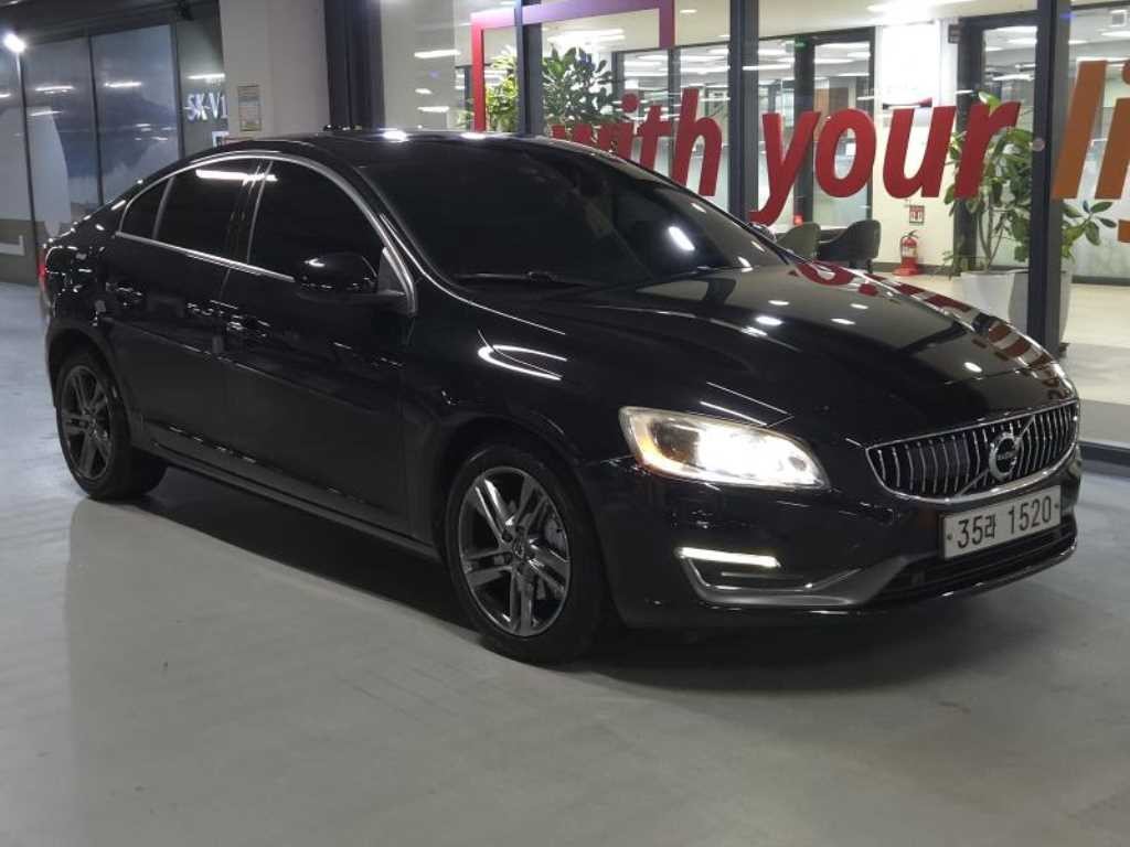 볼보 S60 뉴S60 D4 이미지 1
