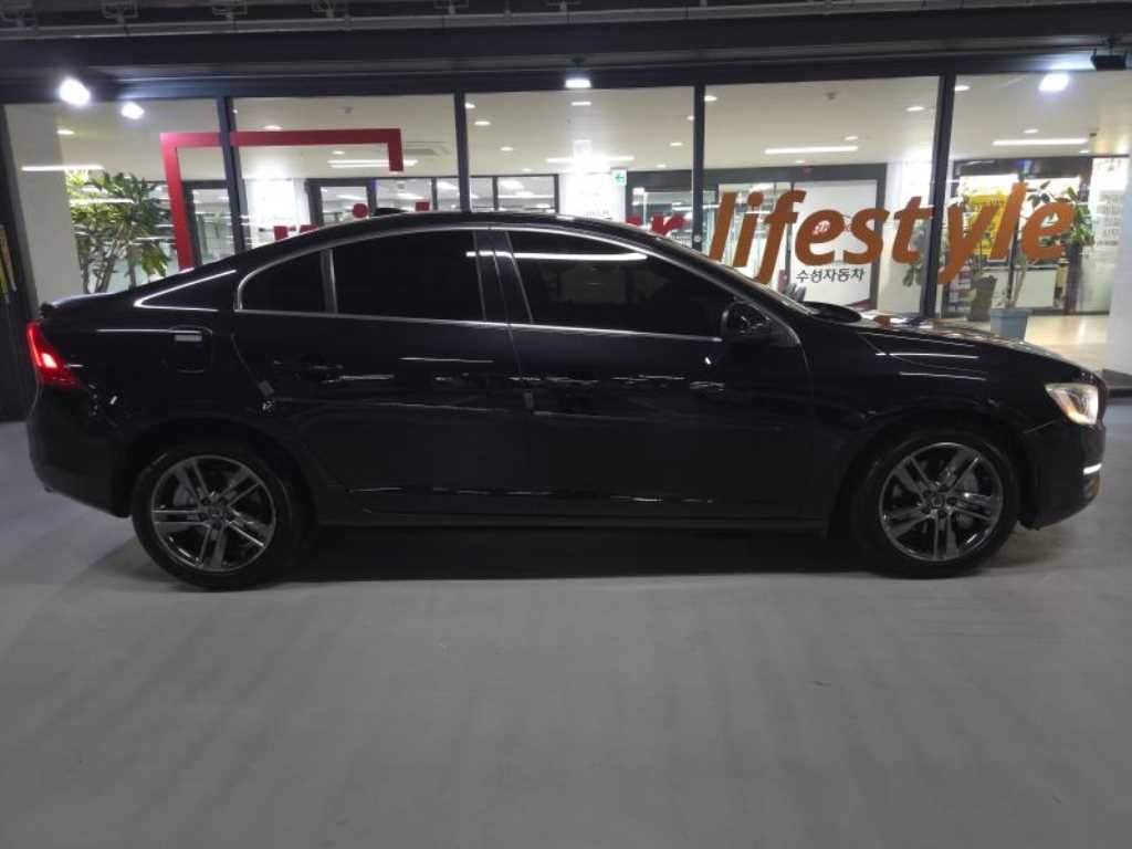 볼보 S60 뉴S60 D4 이미지 3