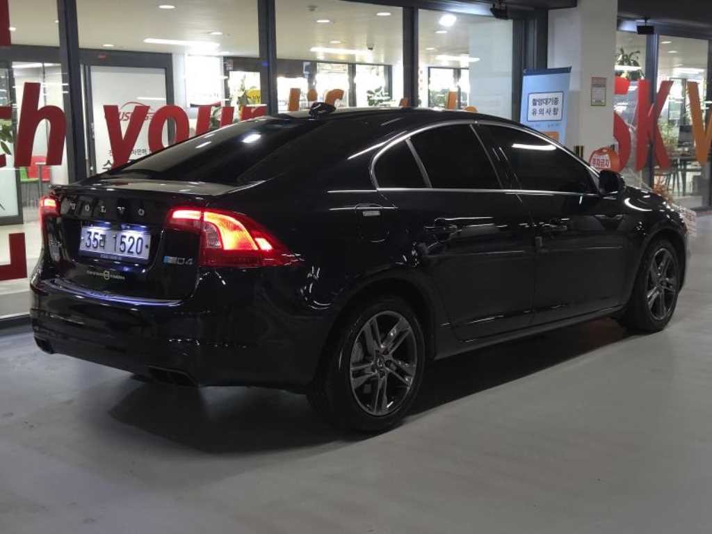 볼보 S60 뉴S60 D4 이미지 4