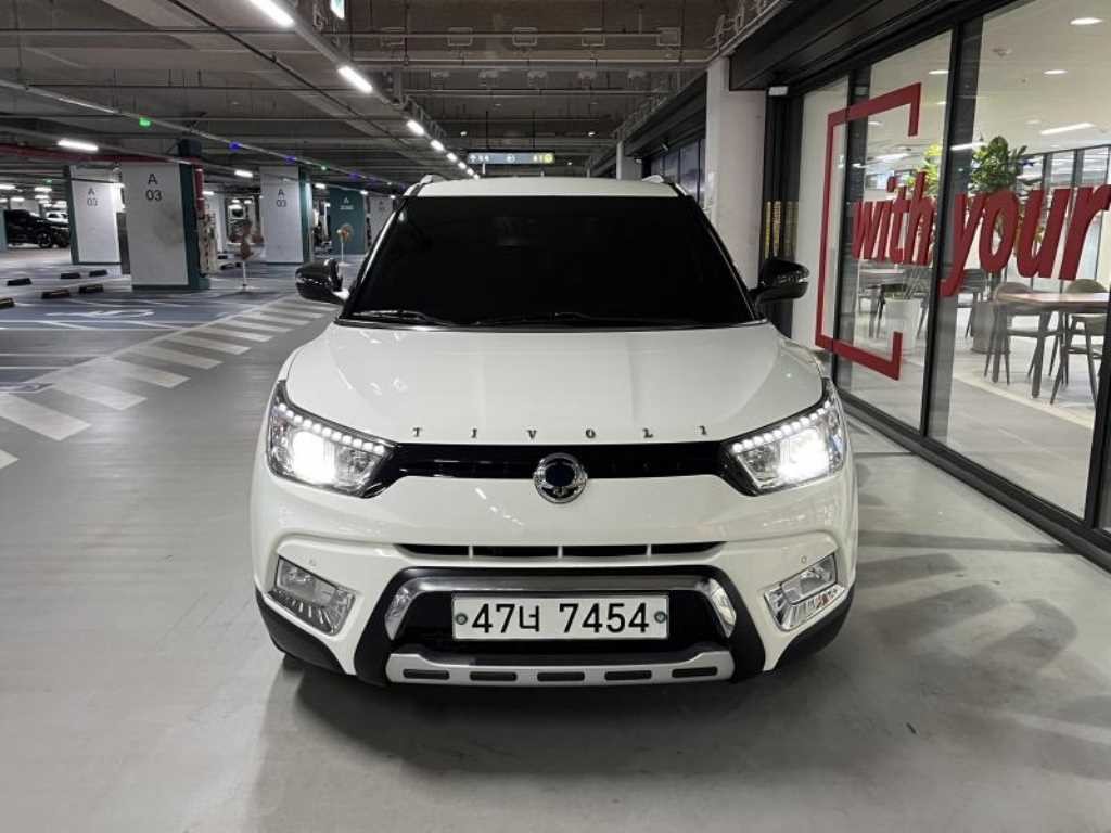 KG모빌리티(쌍용) 티볼리 가솔린 2WD 1.6 VX 이미지 2