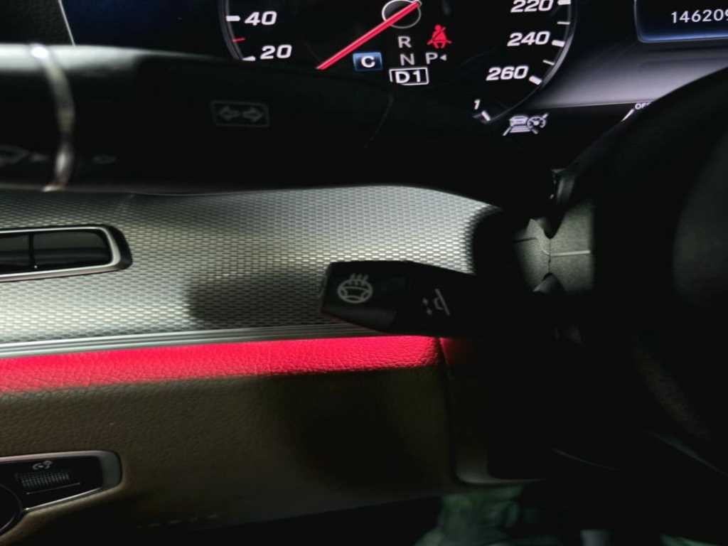 벤츠 E 클래스 E-클래스 W213 E300 4MATIC AMG LINE 이미지 11