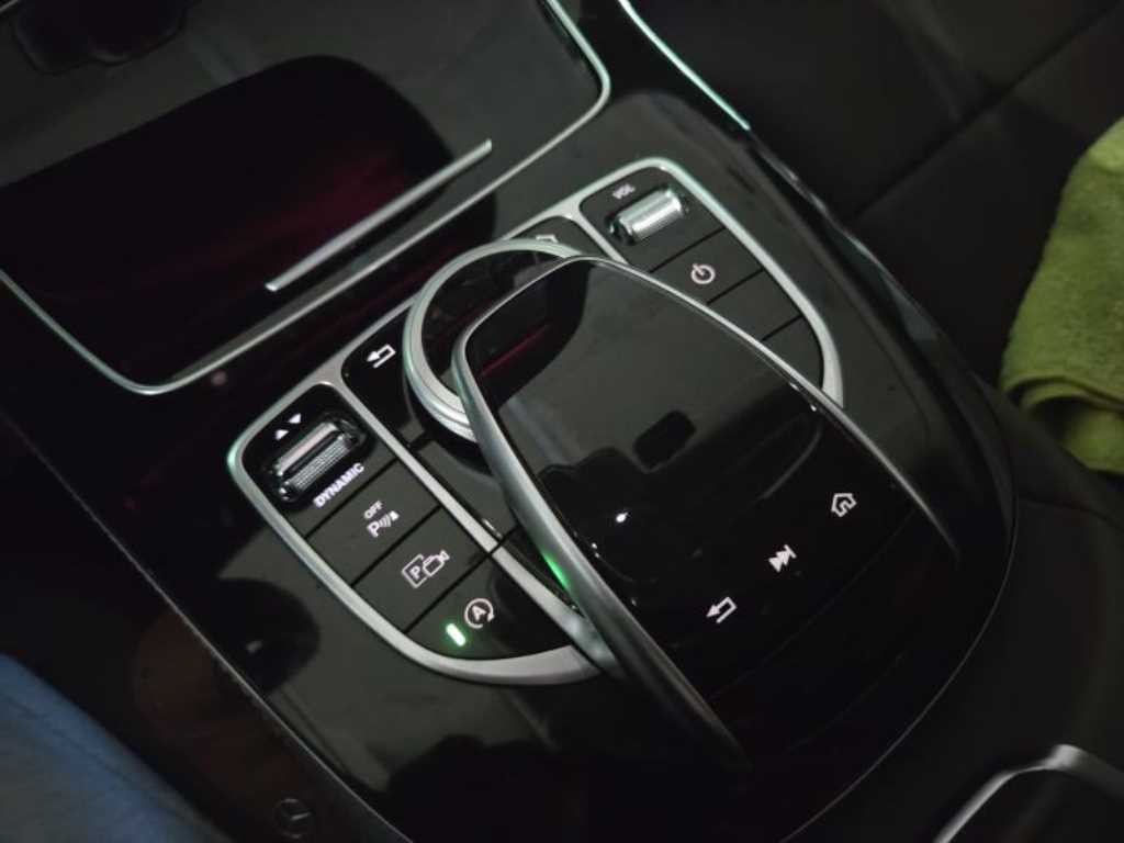 벤츠 E 클래스 E-클래스 W213 E300 4MATIC AMG LINE 이미지 14