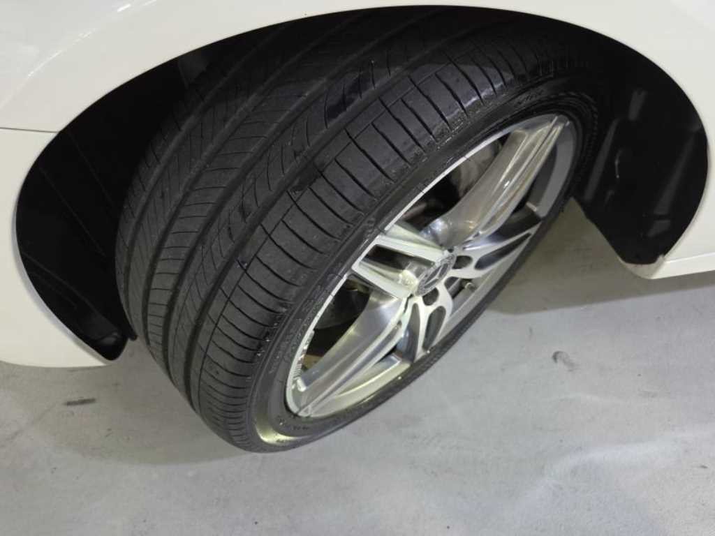 벤츠 E 클래스 E-클래스 W213 E300 4MATIC AMG LINE 이미지 20
