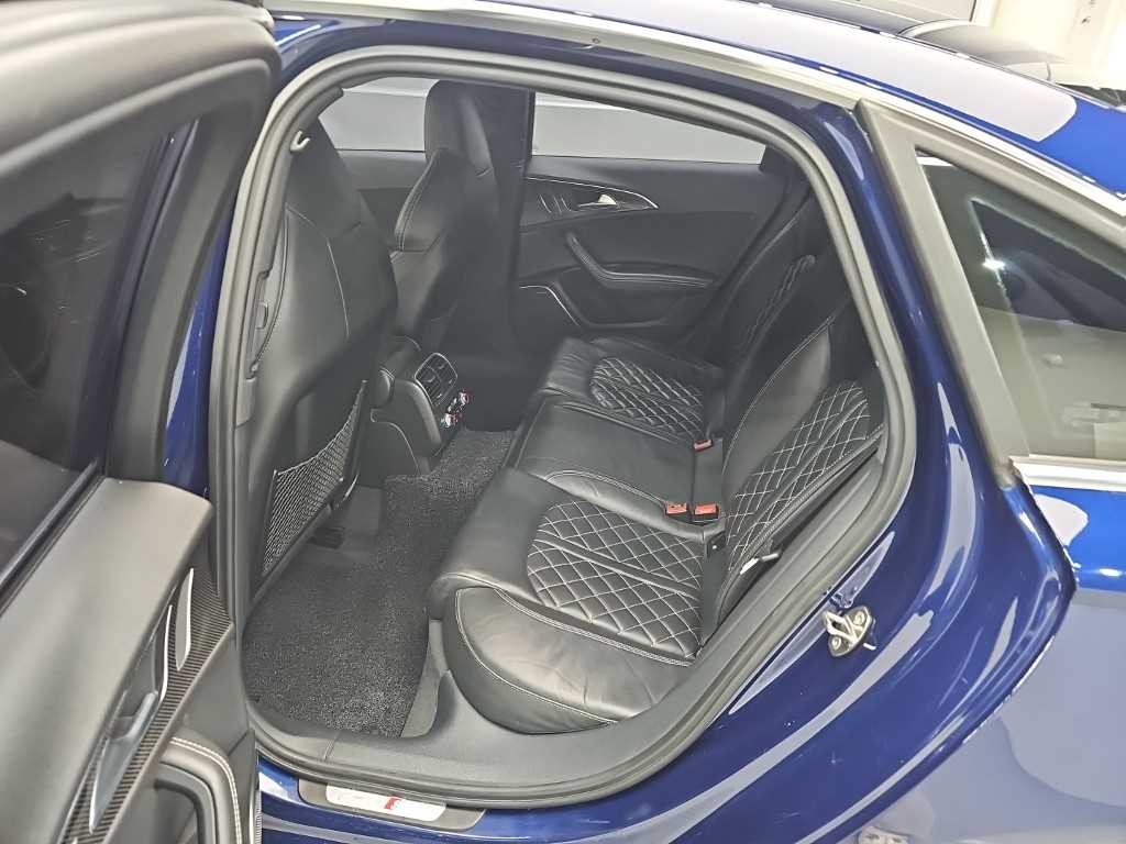 아우디 S6 4.0 TFSI 콰트로 이미지 12