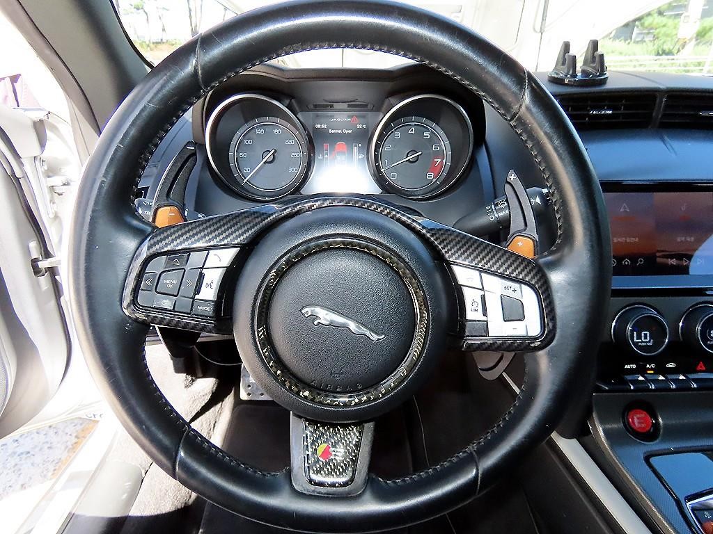 재규어 F-TYPE 3.0 S 컨버터블 이미지 11