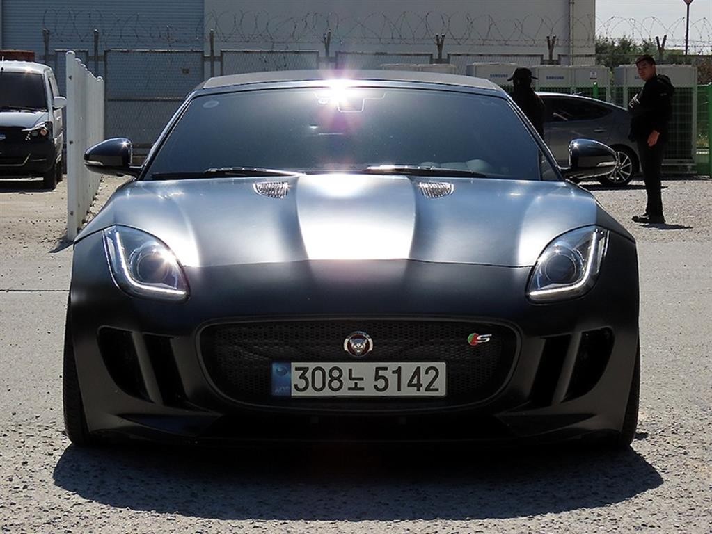 재규어 F-TYPE 3.0 S 컨버터블 이미지 5