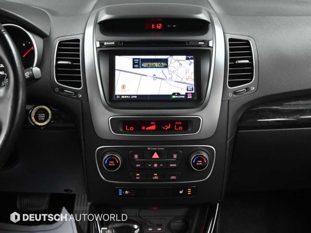 기아 쏘렌토 뉴 쏘렌토 R 2WD 2.0 트랜디 이미지 14