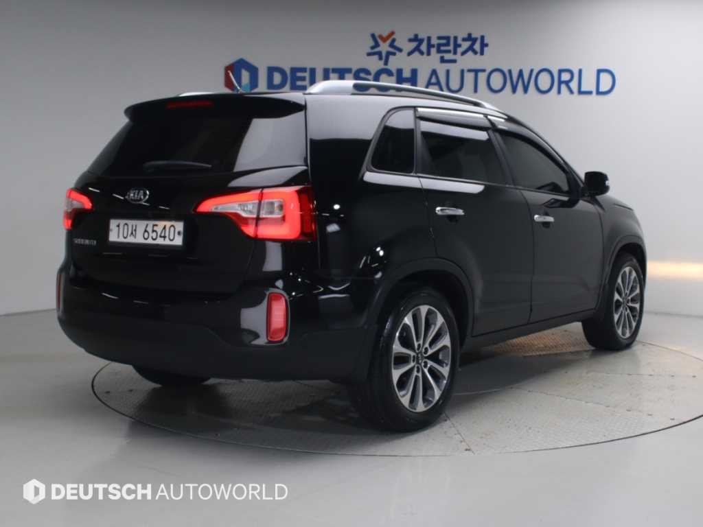 기아 쏘렌토 뉴 쏘렌토 R 2WD 2.0 트랜디 이미지 2