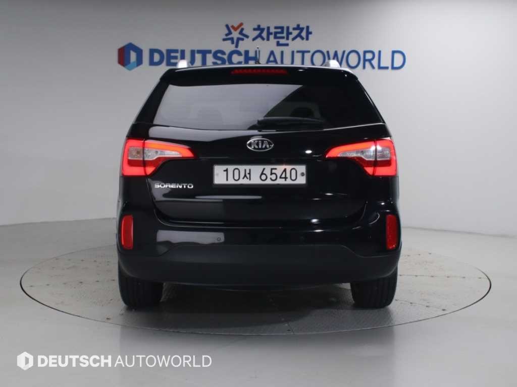 기아 쏘렌토 뉴 쏘렌토 R 2WD 2.0 트랜디 이미지 4