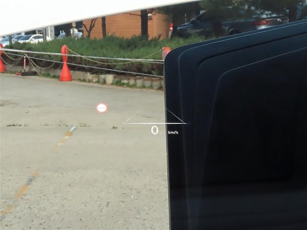 제네시스 GV60 스탠다드 2WD 이미지 10