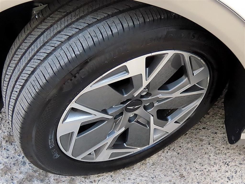 제네시스 GV60 스탠다드 2WD 이미지 20