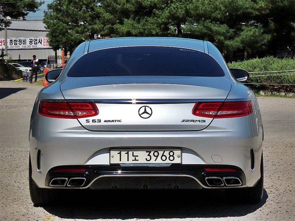 벤츠 S 클래스 S클래스-W222 S 63 AMG 4MATIC 쿠페 이미지 4
