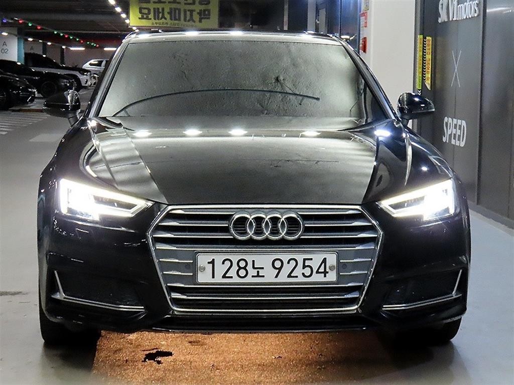 아우디 A4 A4 (B9) 40 TFSI 프리미엄 이미지 2