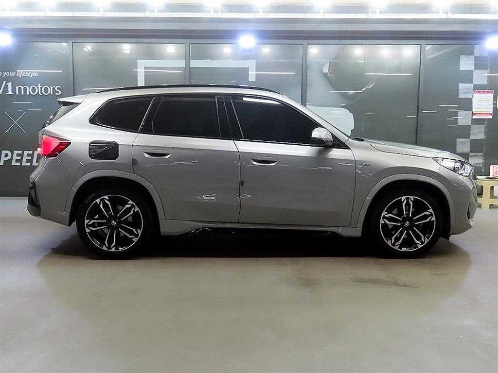 BMW X1 X1 (U11) sDrive 20i M 스포츠 이미지 3