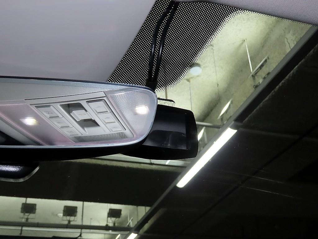 폭스바겐 아테온 2.0 TDI 엘레강스 프레스티지 이미지 16