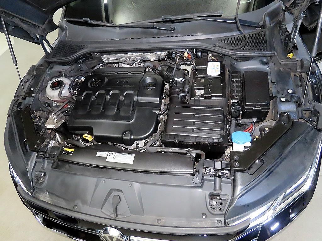 폭스바겐 아테온 2.0 TDI 엘레강스 프레스티지 이미지 19