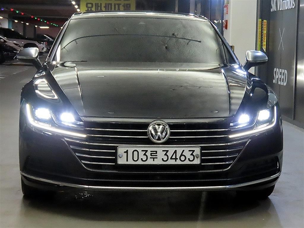 폭스바겐 아테온 2.0 TDI 엘레강스 프레스티지 이미지 2