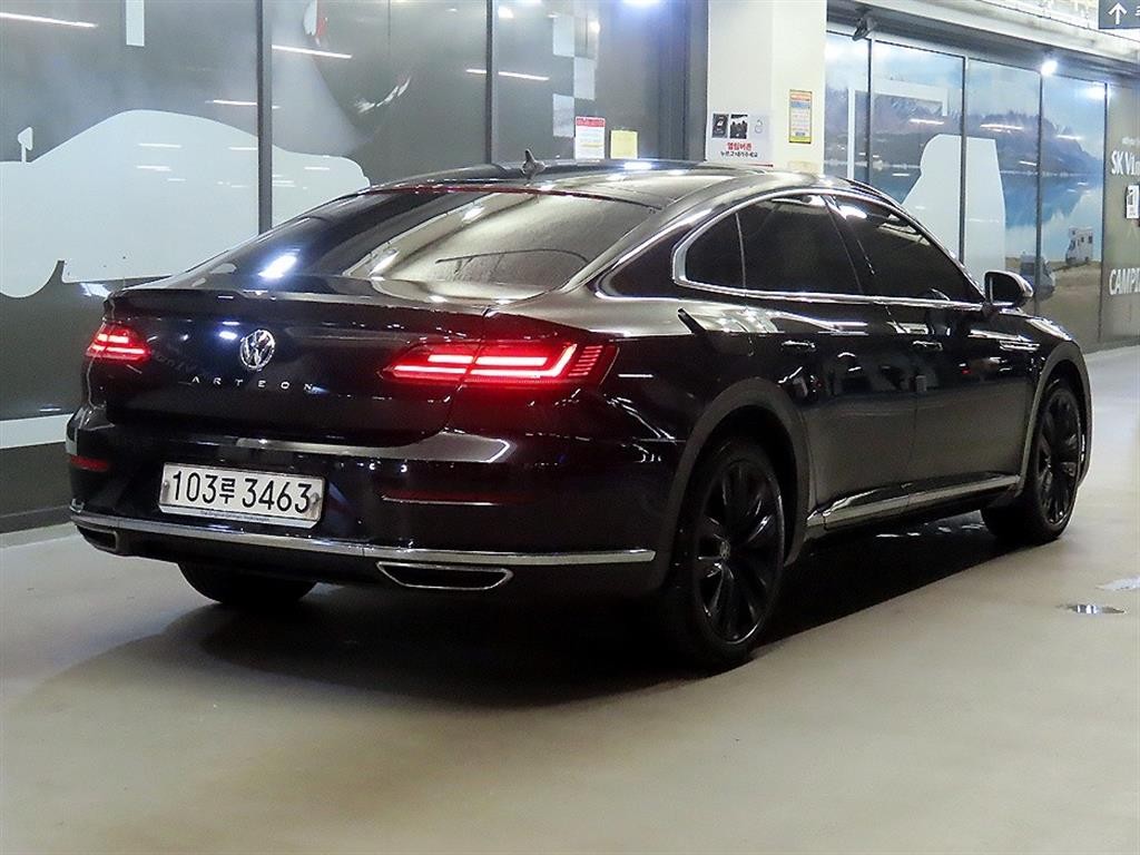폭스바겐 아테온 2.0 TDI 엘레강스 프레스티지 이미지 4
