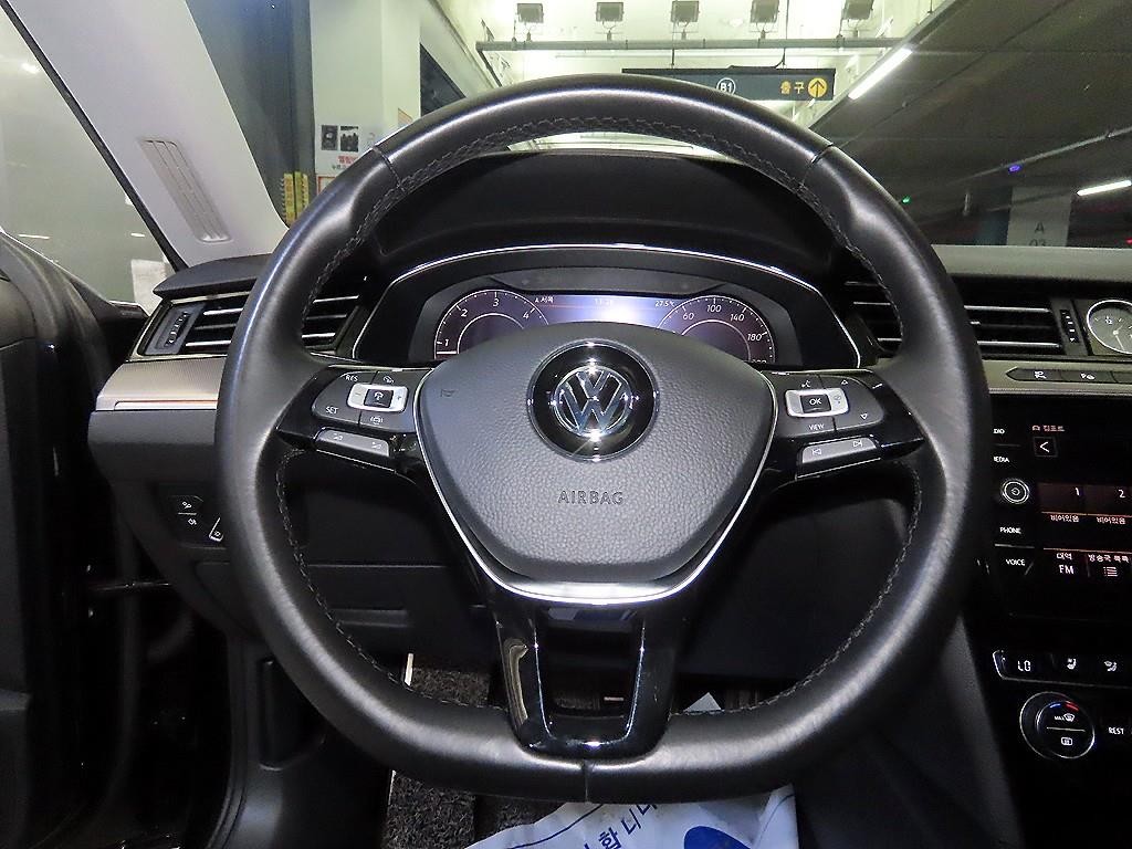 폭스바겐 아테온 2.0 TDI 엘레강스 프레스티지 이미지 8