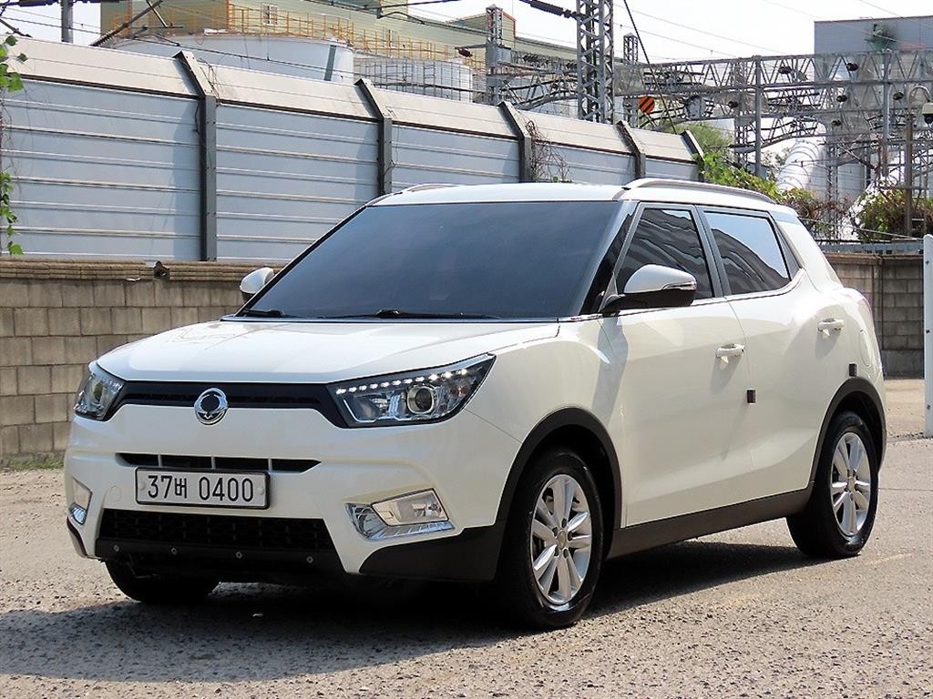KG모빌리티(쌍용) 티볼리 가솔린 2WD 1.6 VX 이미지 2