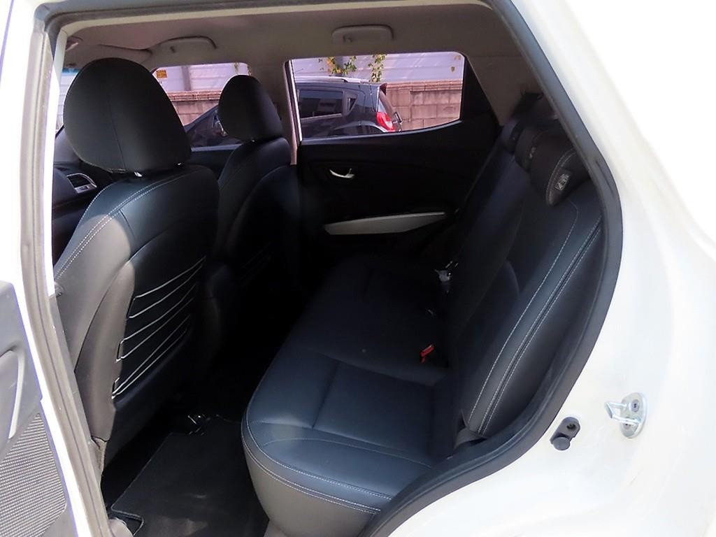 KG모빌리티(쌍용) 티볼리 가솔린 2WD 1.6 VX 이미지 6