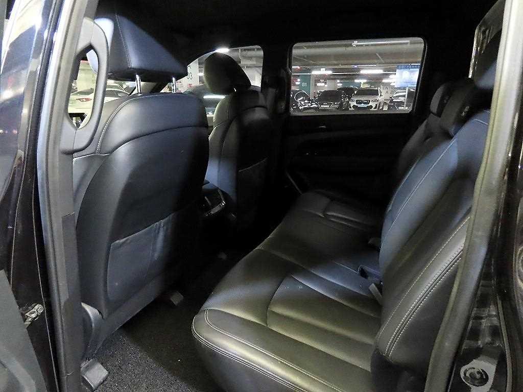 KG모빌리티(쌍용) 렉스턴 렉스턴 스포츠 칸 디젤 2.2 4WD 5링크 프레스티지 스페셜 이미지 7