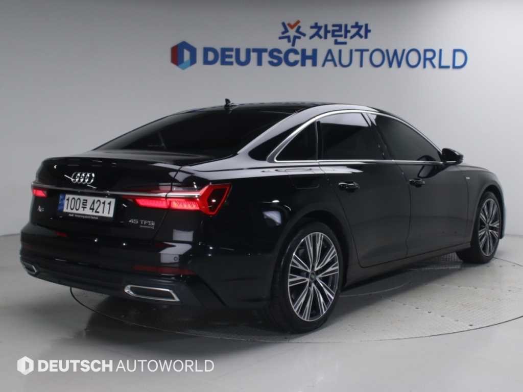 아우디 A6 A6 (C8) 45 TFSI 콰트로 프리미엄 이미지 2