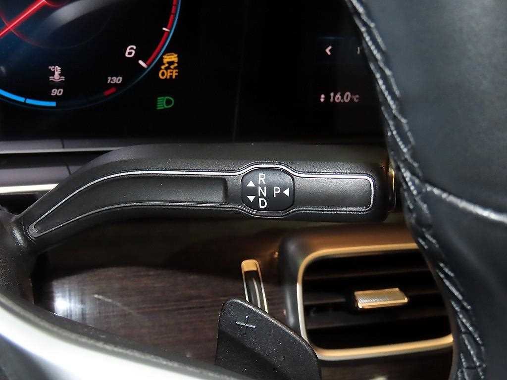 벤츠 GLE 클래스 GLE 클래스 W167 GLE 400d 4MATIC 쿠페 이미지 13