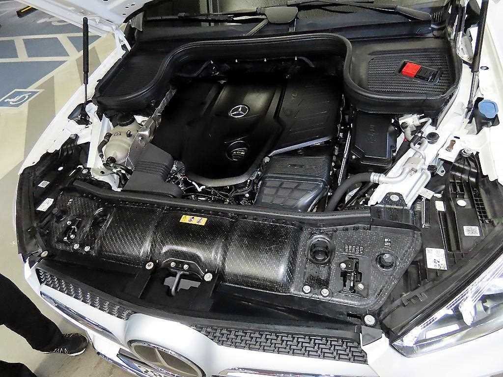 벤츠 GLE 클래스 GLE 클래스 W167 GLE 400d 4MATIC 쿠페 이미지 19