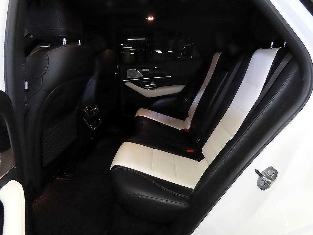 벤츠 GLE 클래스 GLE 클래스 W167 GLE 400d 4MATIC 쿠페 이미지 7