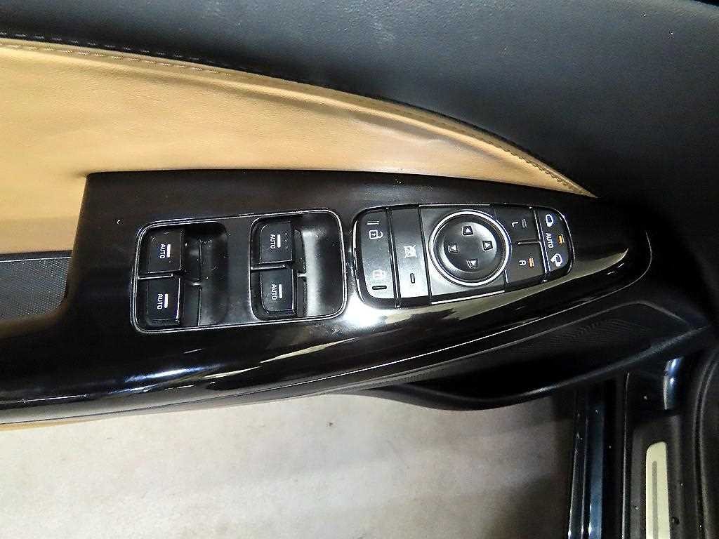 기아 K7 K7 프리미어 가솔린 2.5 GDI 노블레스 이미지 13