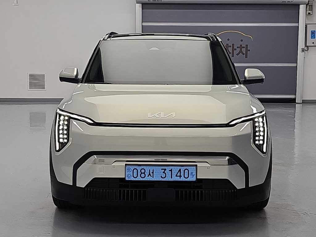 기아 EV3 스탠다드 어스 이미지 2