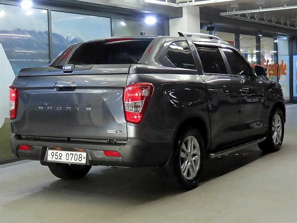 KG모빌리티(쌍용) 렉스턴 렉스턴 스포츠 2WD 디젤 2.2 어드벤처 이미지 4