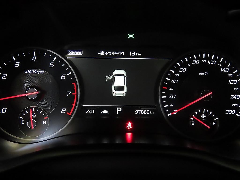 기아 스팅어 가솔린 3.3 터보 2WD GT 이미지 9