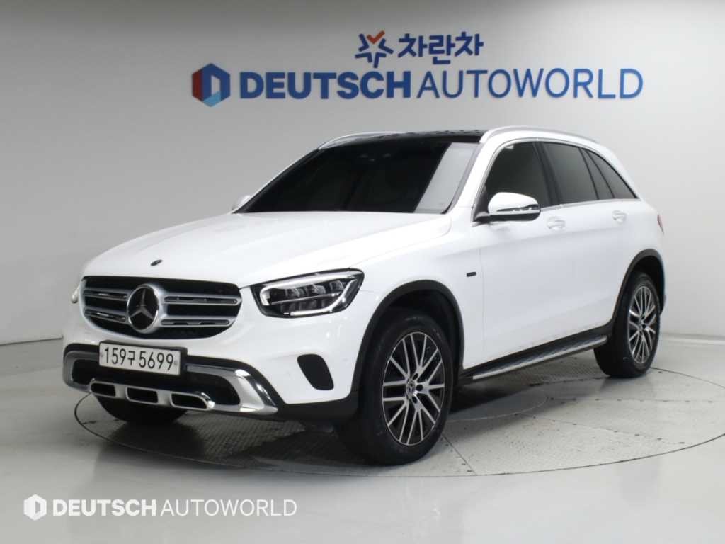 벤츠 GLC 클래스 GLC클래스 X253 GLC 300 e 4MATIC 이미지 1