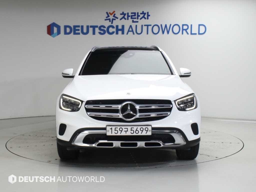 벤츠 GLC 클래스 GLC클래스 X253 GLC 300 e 4MATIC 이미지 3