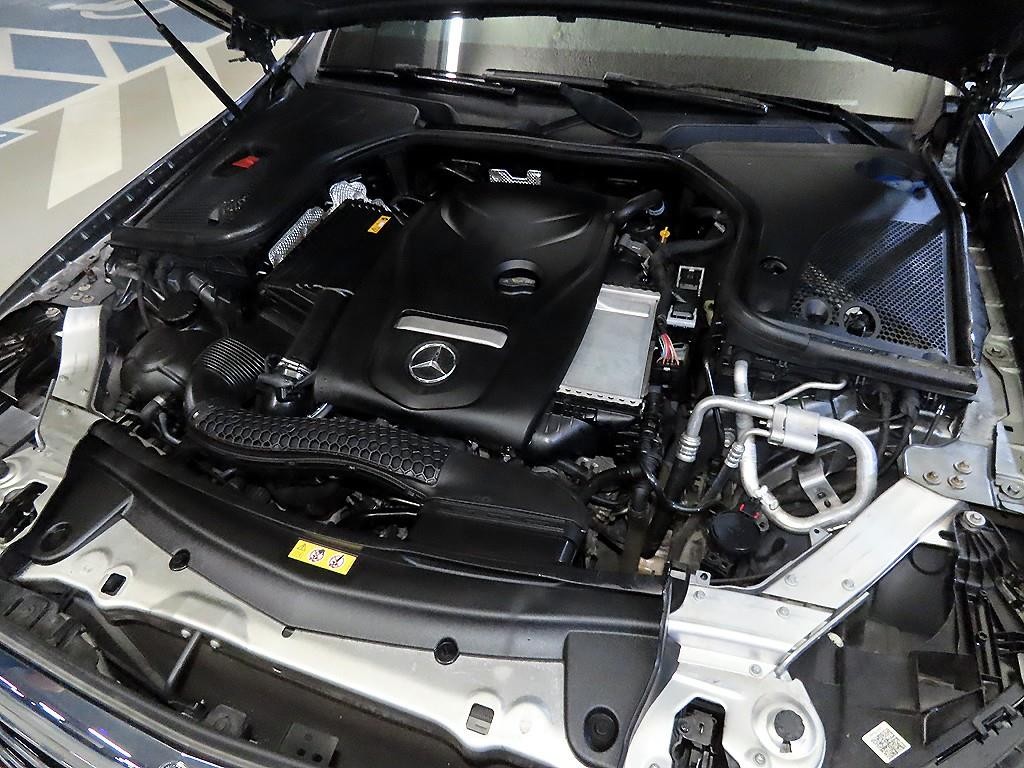 벤츠 E 클래스 E-클래스 W213 E300 4MATIC 익스클루시브 이미지 19