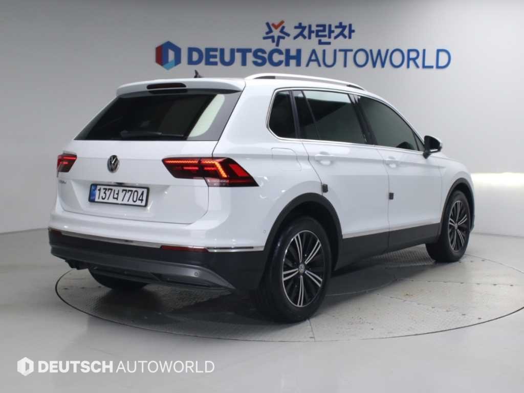 폭스바겐 티구안 티구안(2세대) 2.0 TDI 프레스티지 이미지 2
