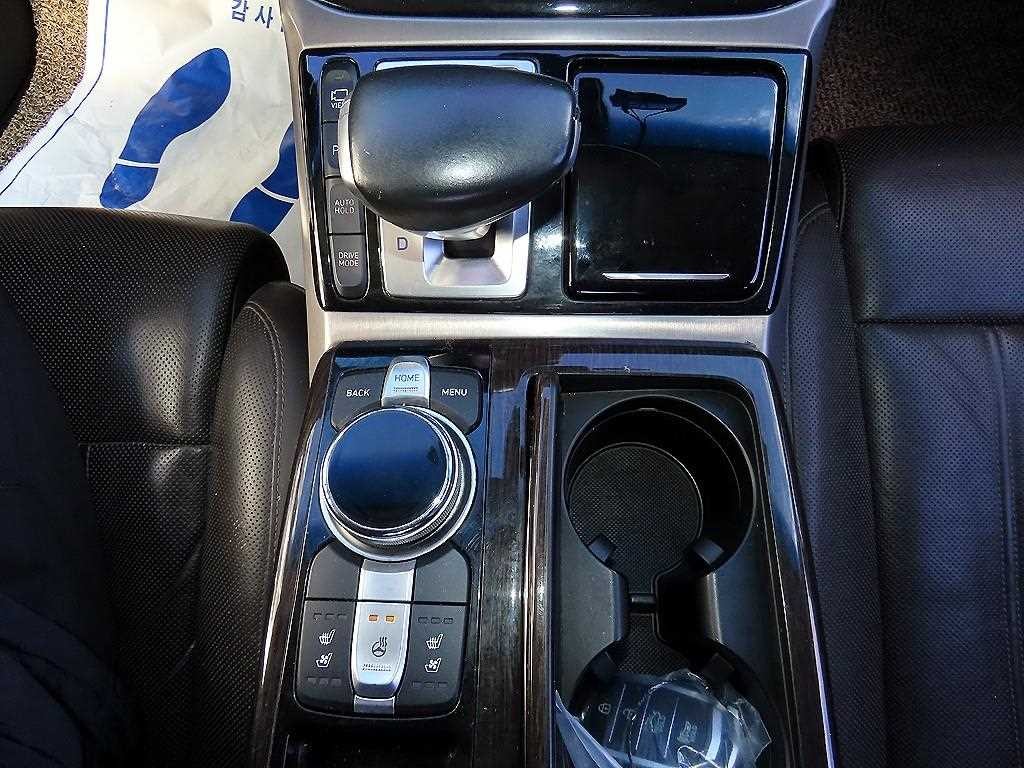제네시스 EQ900 3.3 T-GDI AWD 럭셔리 이미지 11