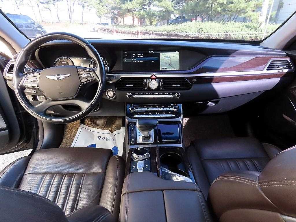 제네시스 EQ900 3.3 T-GDI AWD 럭셔리 이미지 7