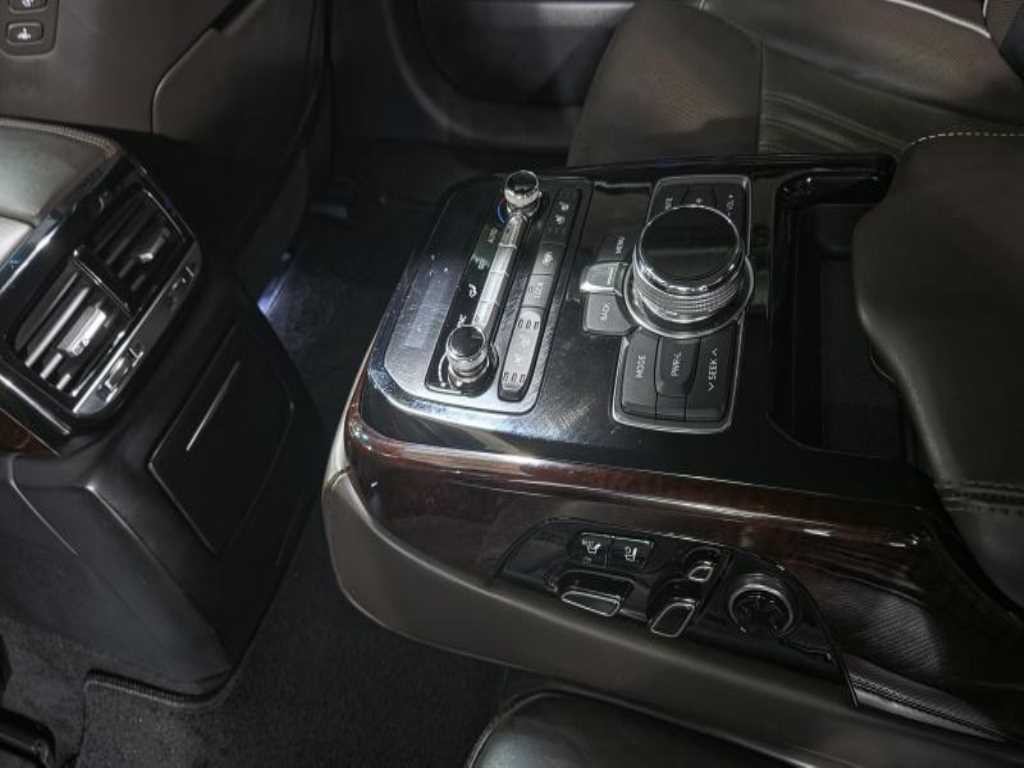 제네시스 EQ900 3.3 T-GDI AWD 프레스티지 이미지 12
