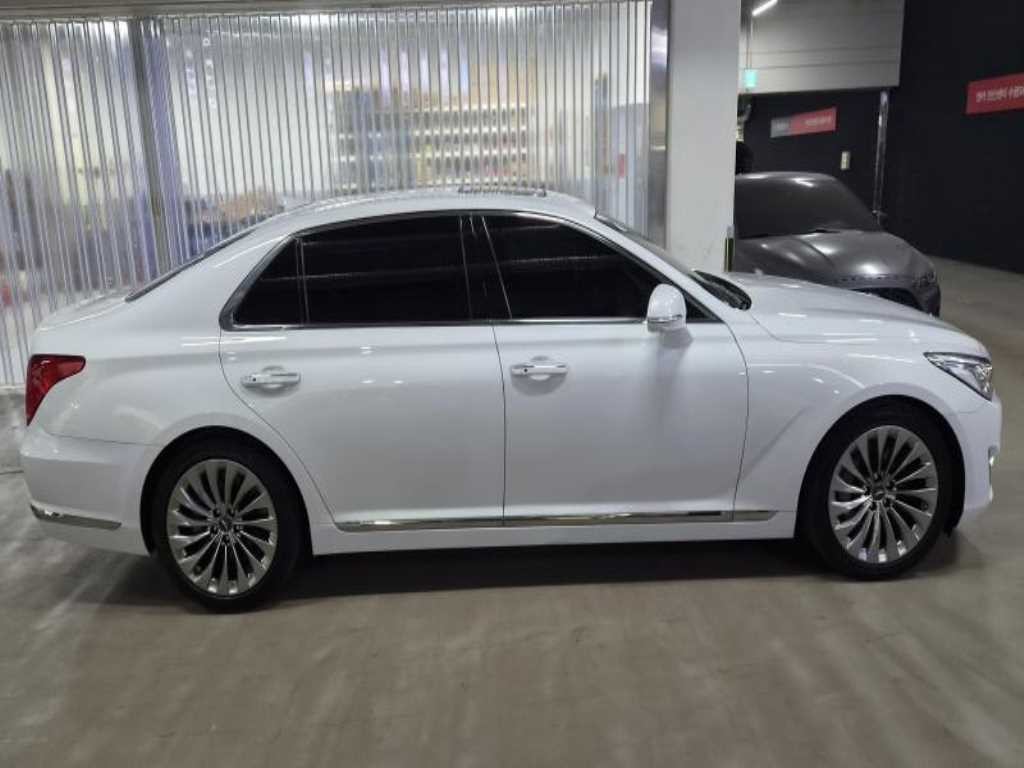 제네시스 EQ900 3.3 T-GDI AWD 프레스티지 이미지 3
