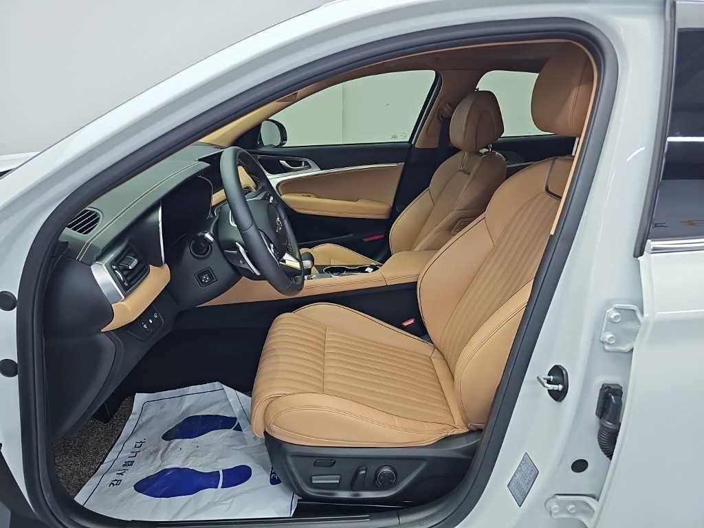 제네시스 G70 더 뉴 G70 가솔린 2.0T 4WD 이미지 11