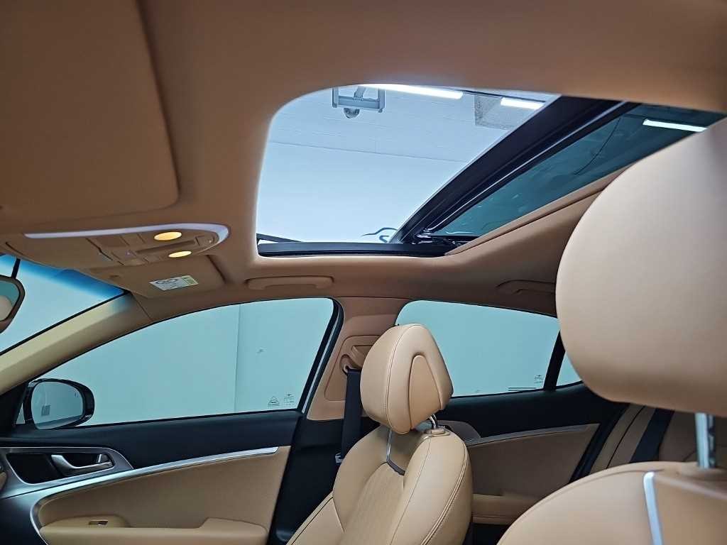 제네시스 G70 더 뉴 G70 가솔린 2.0T 4WD 이미지 15