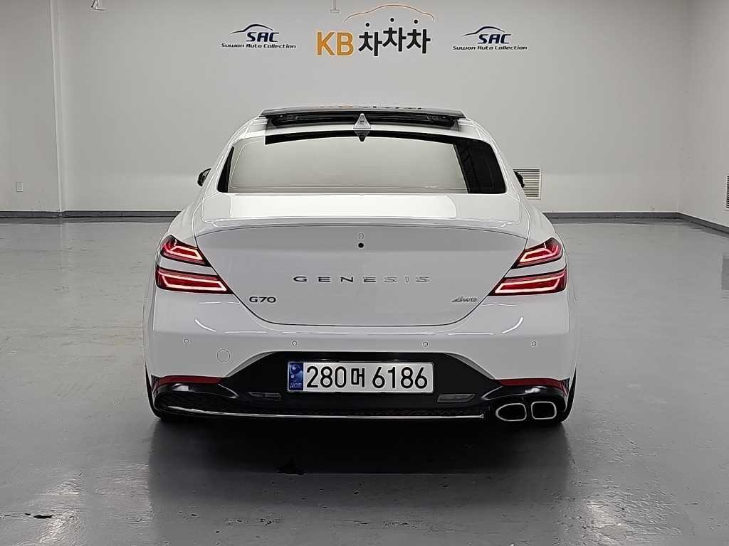 제네시스 G70 더 뉴 G70 가솔린 2.0T 4WD 이미지 3