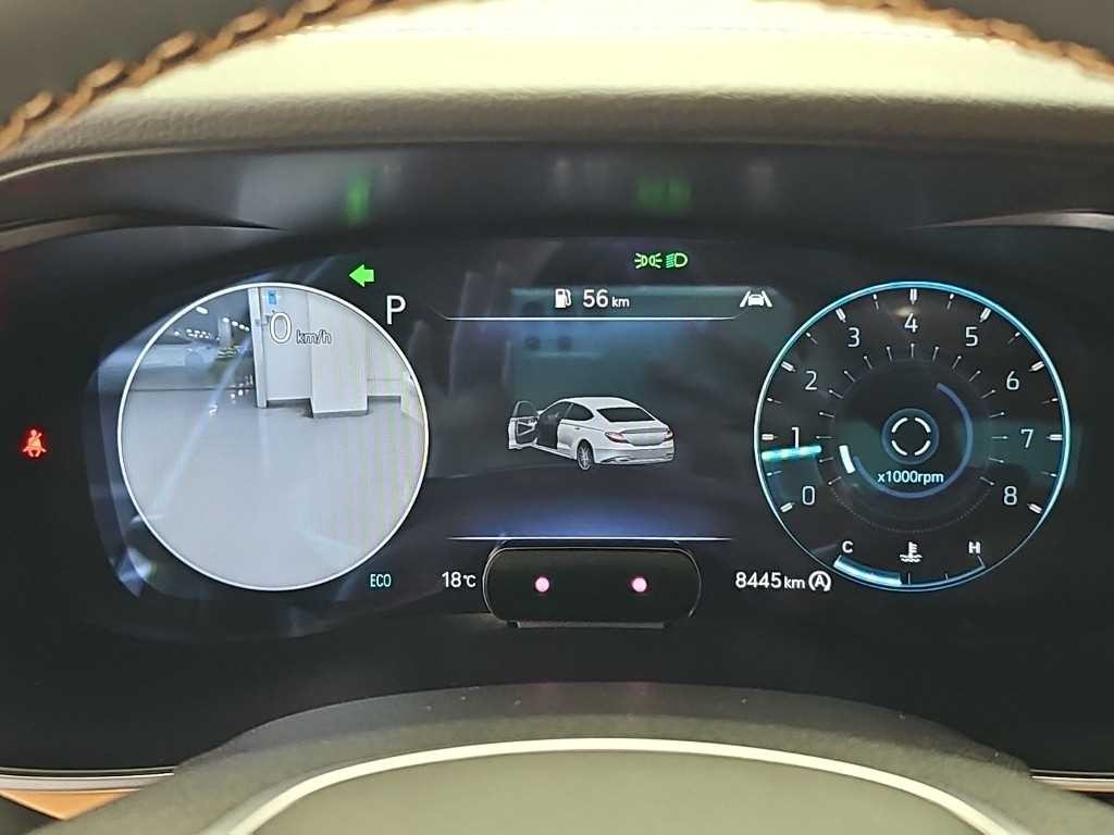 제네시스 G70 더 뉴 G70 가솔린 2.0T 4WD 이미지 6