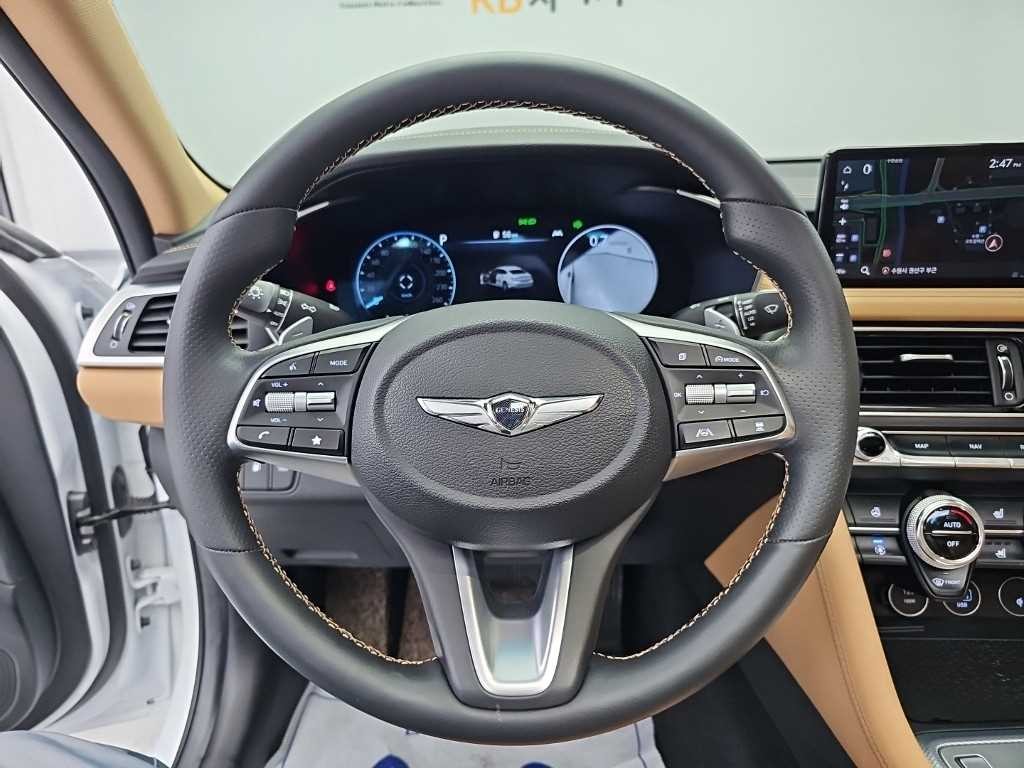 제네시스 G70 더 뉴 G70 가솔린 2.0T 4WD 이미지 9