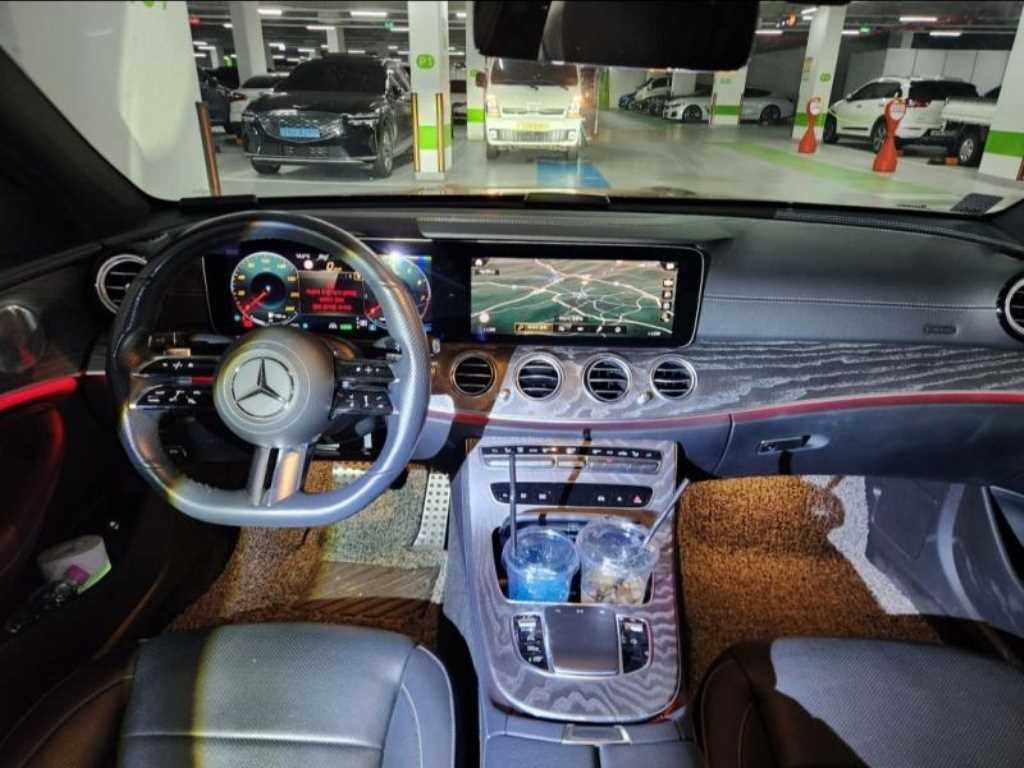 벤츠 E 클래스 E-클래스 W213 E350 4MATIC AMG LINE 이미지 3