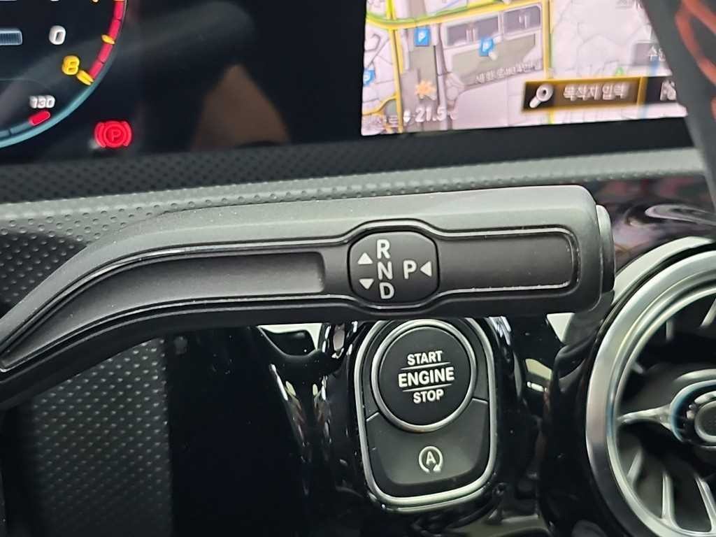 벤츠 A 클래스 A클래스 W177 AMG A35 4MATIC 세단 이미지 8