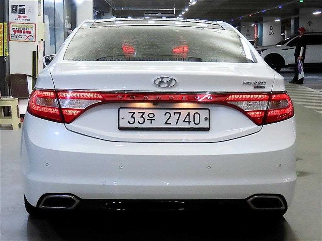 현대 그랜저 그랜저 HG HG220 PREMIUM 이미지 5